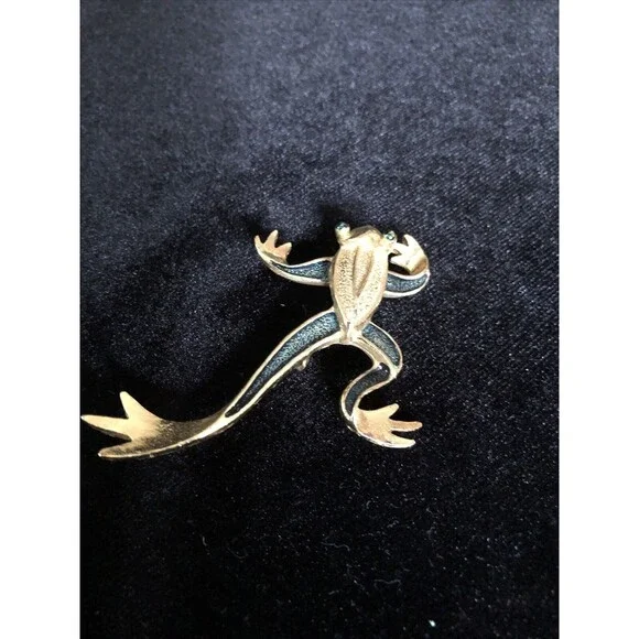 Vintage Gerrys Frog Pin Brooch Green Enamel Gold Tone - Picture 2 of 6